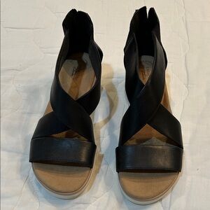 Collection B Black and Brown Sandals
